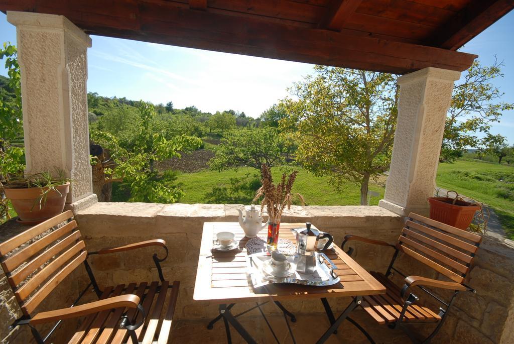 Villa Angela E Giovanni Vižinada Habitación foto